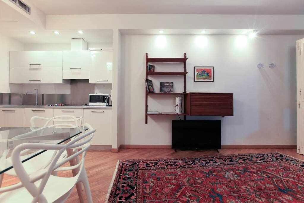 Brera Area Lovely Apt Close To Piazza Duomo Mediolan Zewnętrze zdjęcie
